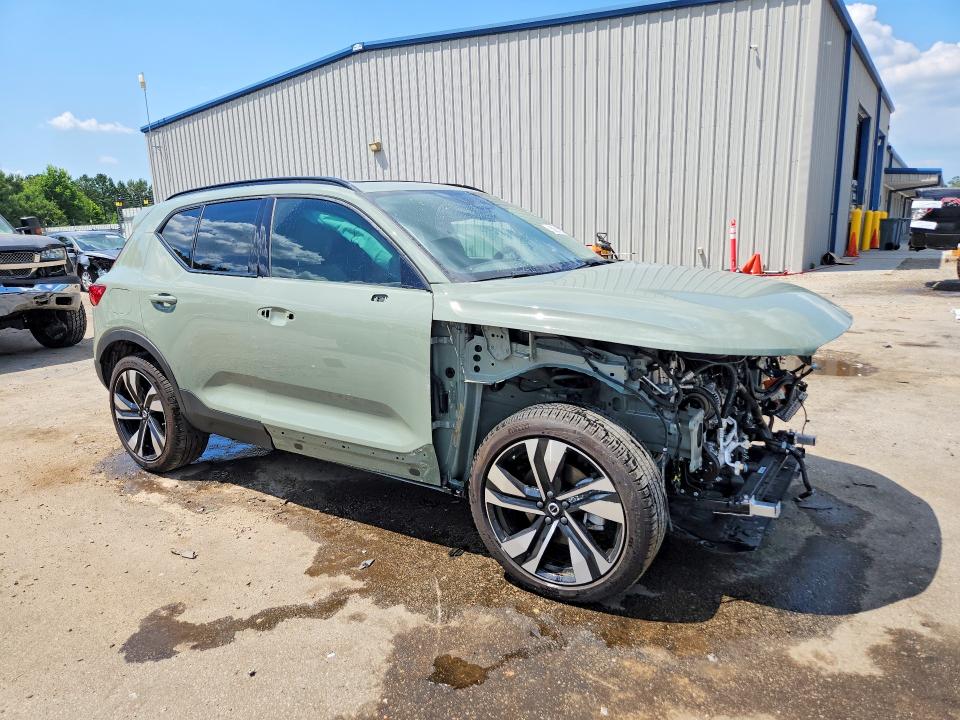 2025 Volvo Xc40 VIN YV4L12UC6S2605977 COPART salvage auction — FRONT END, Sc - Cert Of Title-Salvage, sold $6,300 on 2026-08-17 (photo 4)