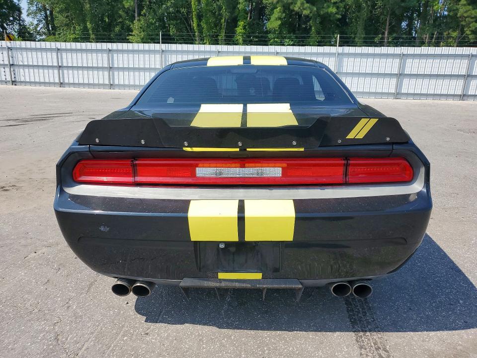 2014 Dodge Challenger VIN 2C3CDYAG5EH152844 COPART salvage auction — SIDE, Salvage Title, sold $2,400 on 2026-08-25 (photo 6)