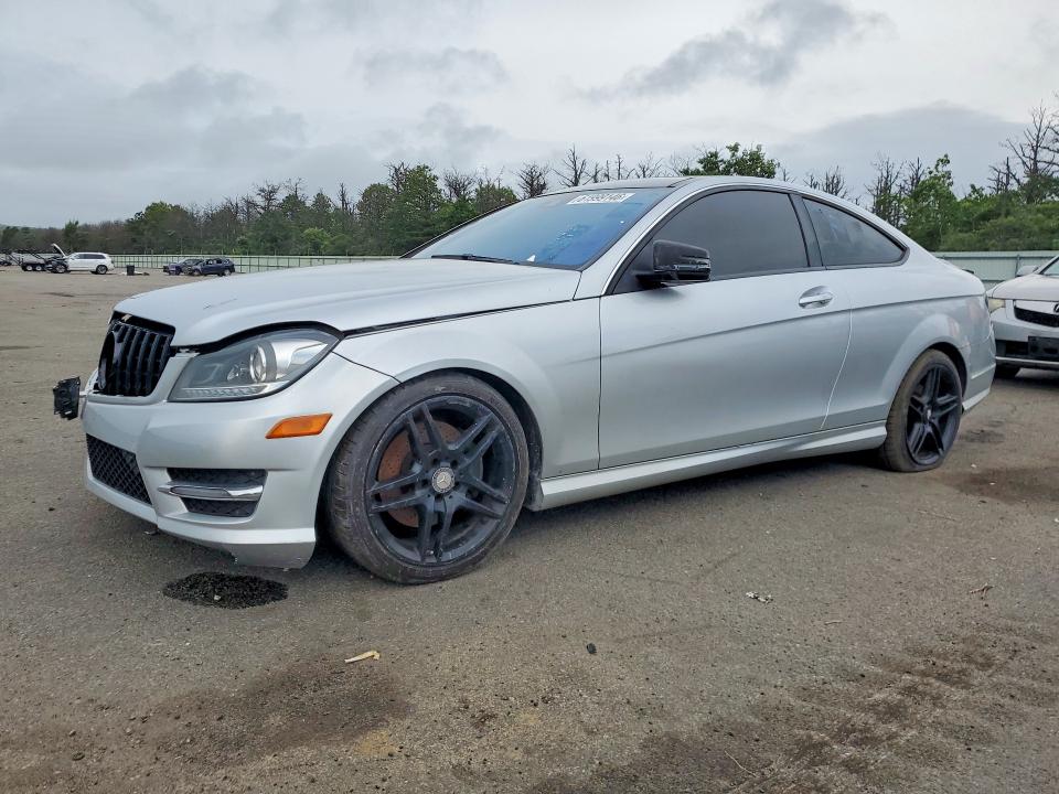 2014 Mercedes-benz C-klasse VIN WDDGJ8JB8EG264694 COPART salvage auction — FRONT END, VA - CERTIFICATE OF TITLE, sold $4,350 on 2026-08-04 (photo 1)
