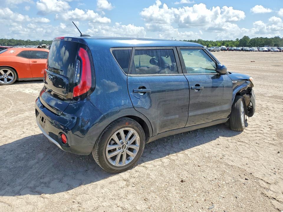 2018 Kia Soul VIN KNDJP3A55J7600226 COPART salvage auction — FRONT END, TX - SALVAGE VEHICLE TITLE (P), sold $1,100 on 2026-07-17 (photo 3)