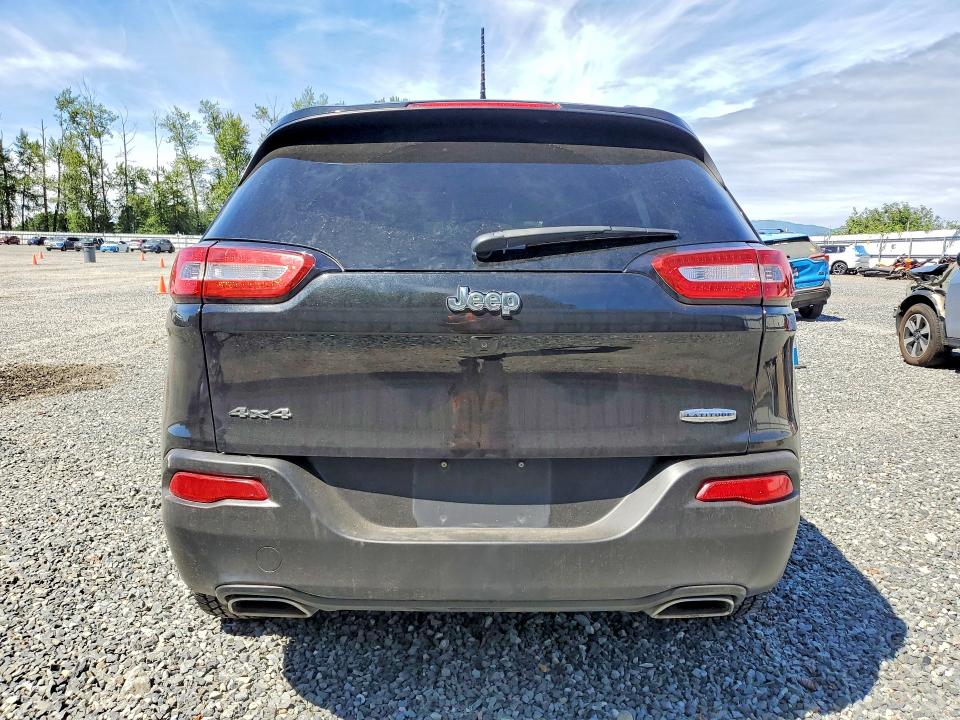 2015 Jeep Cherokee VIN 1C4PJMCS7FW768399 COPART salvage auction — FRONT END, Wa - Vehicle Cert Of Ownership-Titl, sold $525 on 2026-07-27 (photo 6)