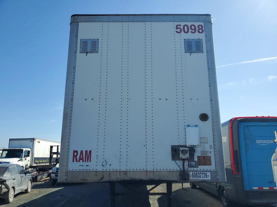 2011 Wabash Unknown VIN 1JJV532V3BL370661 COPART salvage auction — REAR END, CA - SALVAGE CERTIFICATE, sold $375 on 2026-10-08 (photo 5)