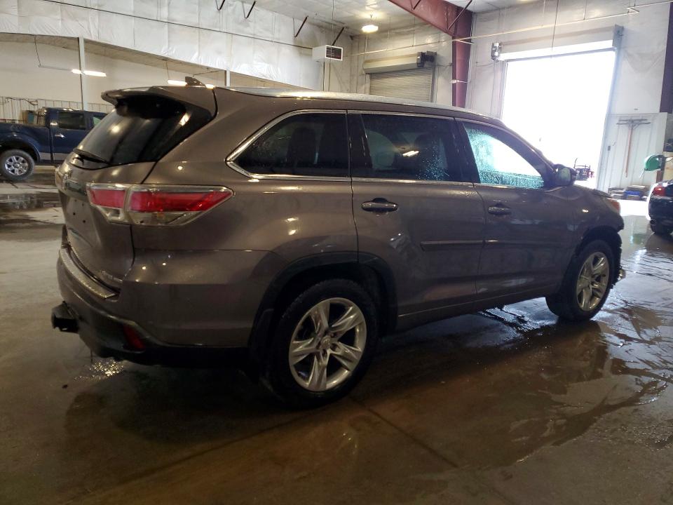 2015 Toyota Highlander VIN 5TDDKRFH4FS205873 COPART salvage auction — FRONT END, MN - CERT OF TITLE-SALVAGE, sold $675 on 2026-07-27 (photo 3)