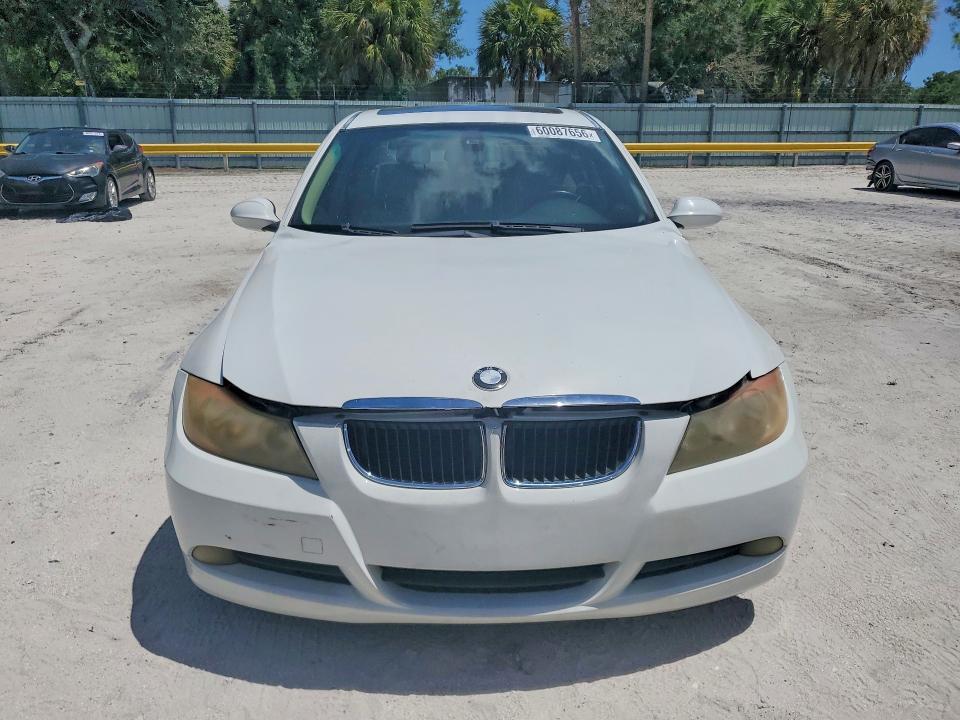 2006 BMW 3 series VIN WBAVB13536PT16275 COPART salvage auction — MECHANICAL, FL - CERTIFICATE OF TITLE, sold $650 on 2026-07-17 (photo 5)