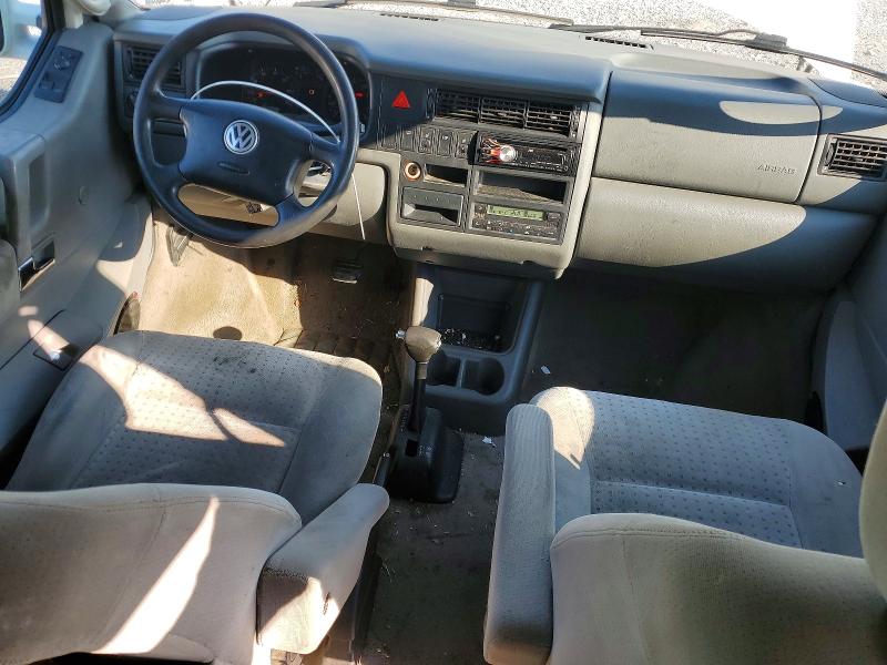 2002 Volkswagen Eurovan VIN WV2KB47092H001928 COPART salvage auction — WATER/FLOOD, PA - CERT OF SALVAGE-W=FLOOD VEH, sold $500 on 2026-08-17 (photo 8)