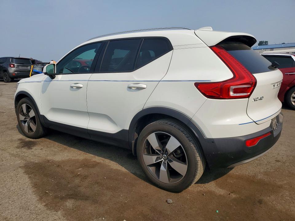 2019 Volvo Xc40 VIN YV4162UK5K2127597 COPART salvage auction — WATER/FLOOD, Pa - Cert Of Salvage-W=Flood Veh, sold $5,900 on 2026-07-31 (photo 2)