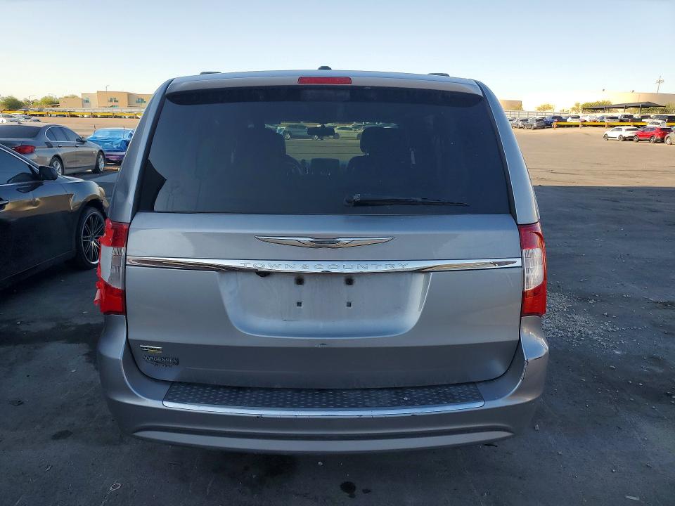 2013 Chrysler Voyager VIN 2C4RC1BGXDR674277 COPART salvage auction — REAR END, Nv - Certificate Of Title, sold $900 on 2026-08-01 (photo 6)