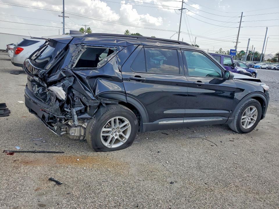 2025 Ford Explorer VIN 1FMUK7DH9SGA70638 COPART salvage auction — REAR END, Fl - Cert Of Title Slvg Rebuildable, sold $9,000 on 2026-08-21 (photo 3)