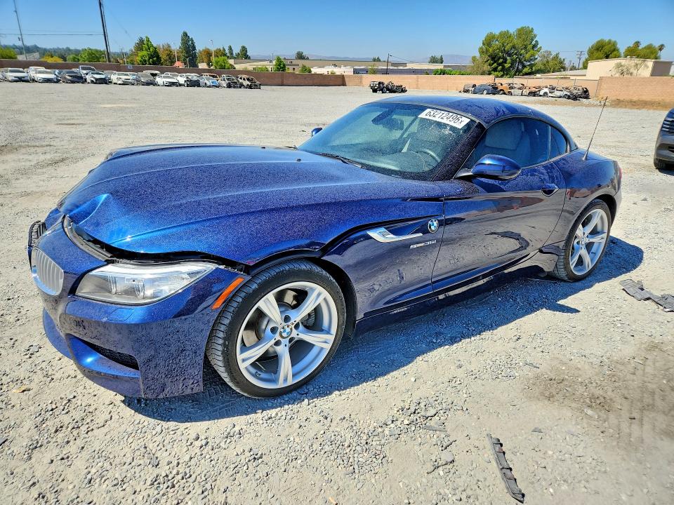 2015 BMW Z4 VIN WBALM7C56FJ798876 — COPART salvage auction photo