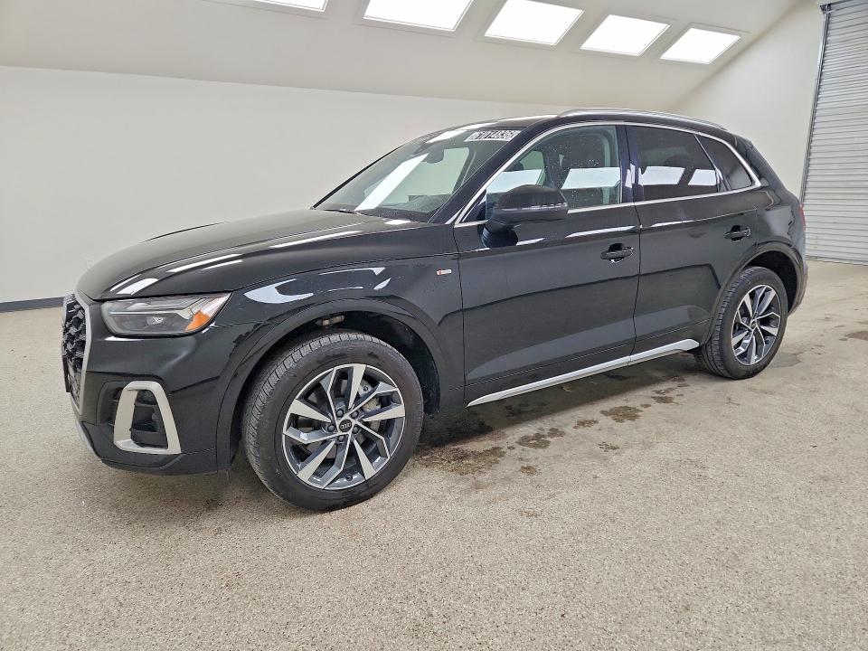 2024 Audi Q5 VIN WA1EAAFY5R2064374 COPART salvage auction — MINOR DENT/SCRATCHES, Tx - Certificate Of Title (P), sold $15,300 on 2026-07-22 (photo 1)