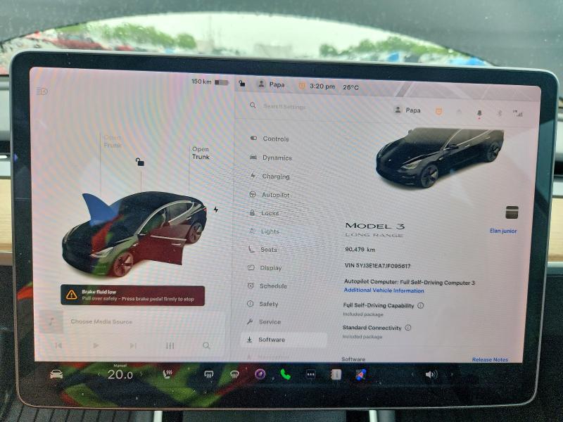 2018 Tesla Model 3 VIN 5YJ3E1EA7JF095617 COPART salvage auction — MINOR DENT/SCRATCHES, Qc - Aucune Mention, sold $9,300 on 2026-07-29 (photo 9)