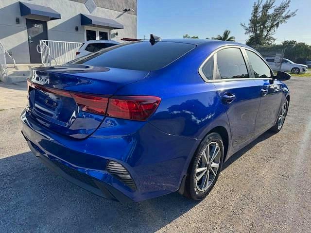 2022 Kia Forte VIN 3KPF24AD4NE464503 COPART salvage auction — MINOR DENT/SCRATCHES, Fl - Cert Of Title Slvg Rebuildable (P), sold $9,300 on 2026-09-11 (photo 3)