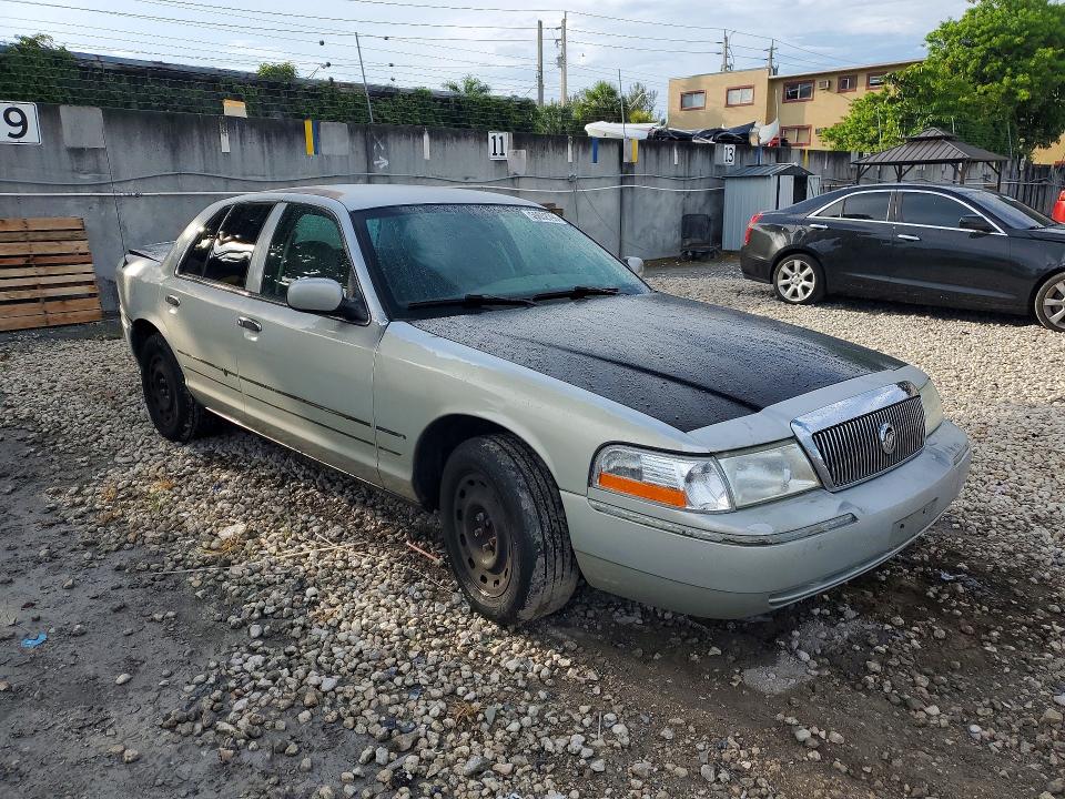 2005 Mercury Grand marquis VIN 2MEFM74W45X639611 COPART salvage auction — REAR END, Fl - Cert Of Title Slvg Rebuildable, sold $475 on 2026-07-31 (photo 4)