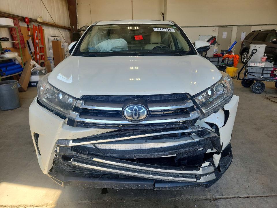 2018 Toyota Highlander VIN 5TDJZRFH9JS850137 COPART salvage auction — FRONT END, AB - BOS - SALVAGE, sold $5,200 on 2026-07-30 (photo 5)