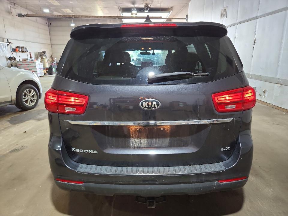 2020 Kia SEDONA VIN KNDMB5C1XL6597107 COPART salvage auction — SIDE, MI - CERTIFICATE OF TITLE, sold $2,500 on 2026-07-24 (photo 6)