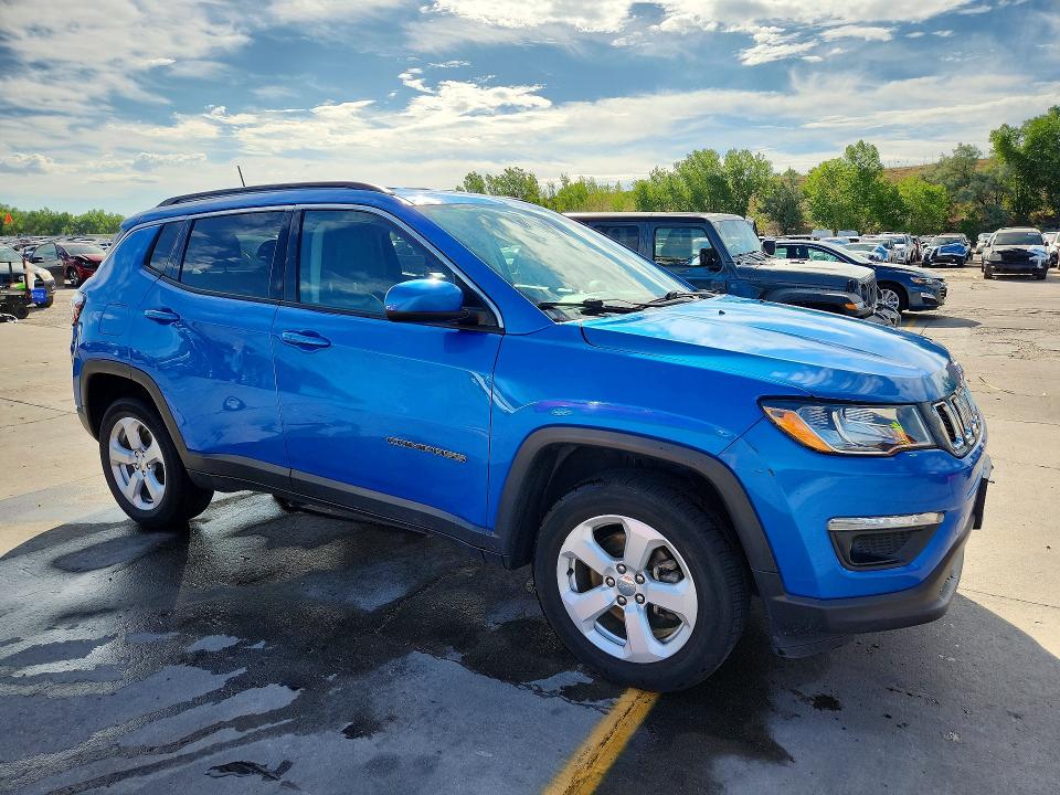 2021 Jeep Compass VIN 3C4NJDBB0MT540563 COPART salvage auction — HAIL, Salvage Title, sold $1,950 on 2026-07-22 (photo 4)
