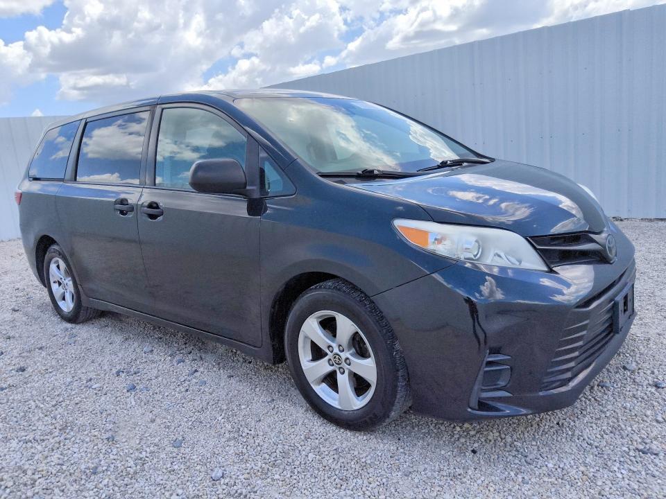 2020 Toyota Sienna VIN 5TDZZ3DC5LS086426 COPART salvage auction — MINOR DENT/SCRATCHES, Fl - Certificate Of Title, sold $4,700 on 2026-07-23 (photo 4)