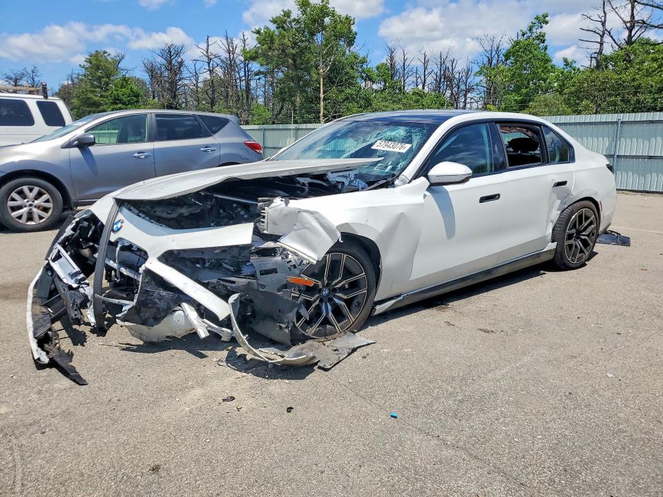 2025 BMW 7er VIN WBA33EH05SCU74076 COPART salvage auction — FRONT END, Ny - Mv-907A Salvage Certificate, sold $22,600 on 2026-08-10 (photo 1)