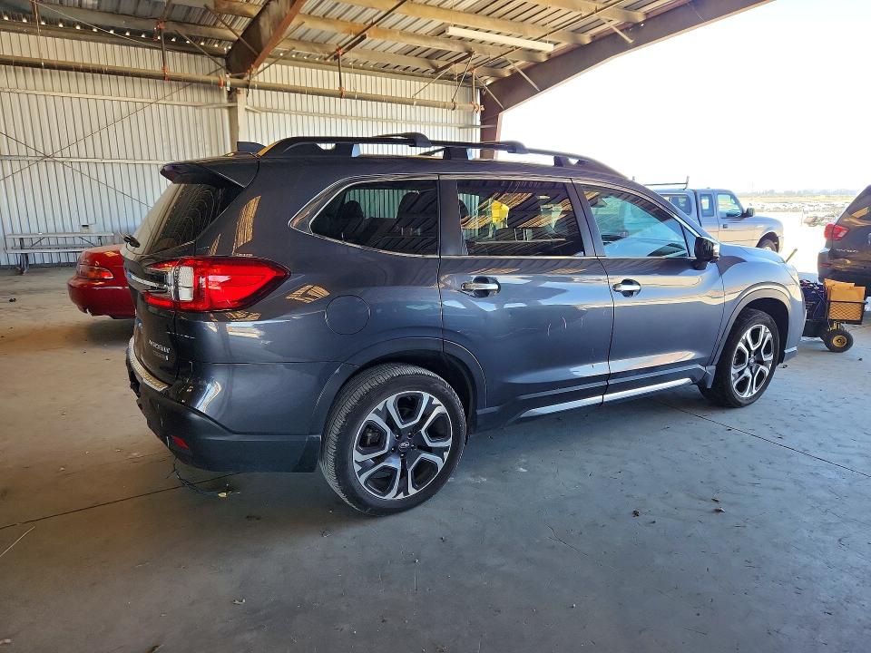 2023 Subaru Ascent VIN 4S4WMAWD0P3420781 COPART salvage auction — REAR END, CA - SALVAGE CERTIFICATE, sold $7,300 on 2026-08-20 (photo 3)