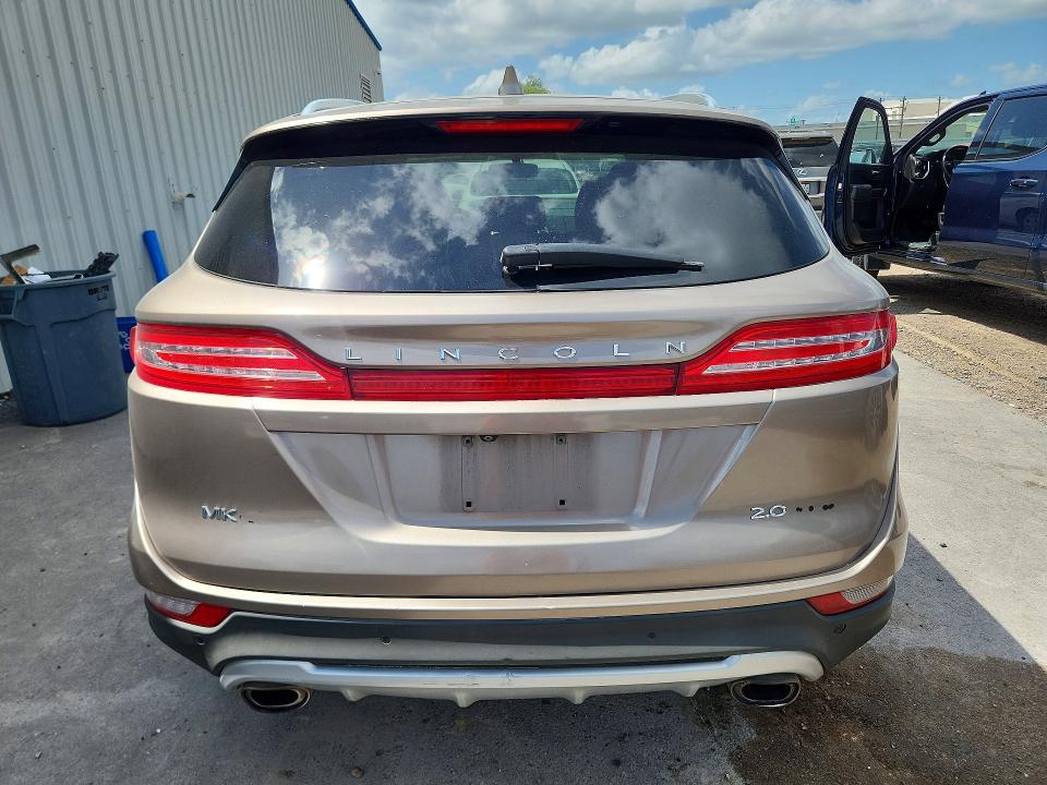 2018 Lincoln Mkc VIN 5LMCJ1C92JUL01706 COPART salvage auction — MINOR DENT/SCRATCHES, Tx - Cert Of Title-Rebuilt Salvage, sold $1,650 on 2026-07-08 (photo 6)