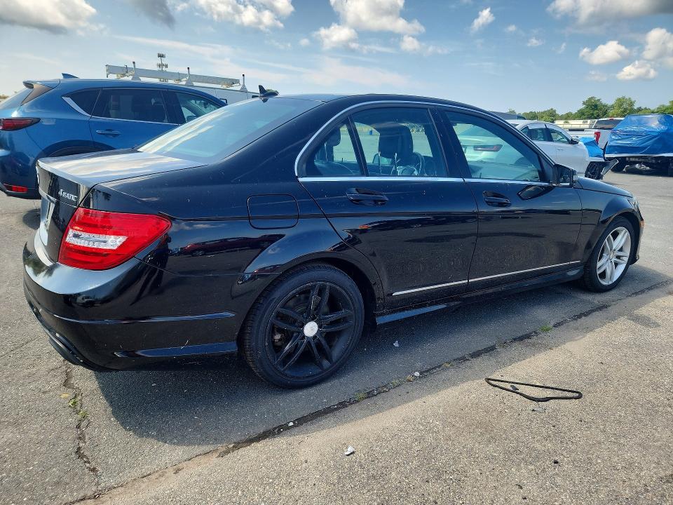 2013 Mercedes-benz C class VIN WDDGF8AB2DA837589 COPART salvage auction — FRONT END, NY - CERTIFICATE OF TITLE, sold $1,050 on 2026-08-05 (photo 3)