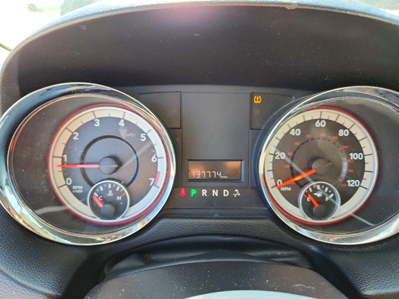 2012 Dodge Caravan VIN 2C4RDGCG8CR204813 COPART salvage auction — MINOR DENT/SCRATCHES, Ca - Dis/Dlr/Exp Only Clean Title, sold $700 on 2026-07-31 (photo 9)