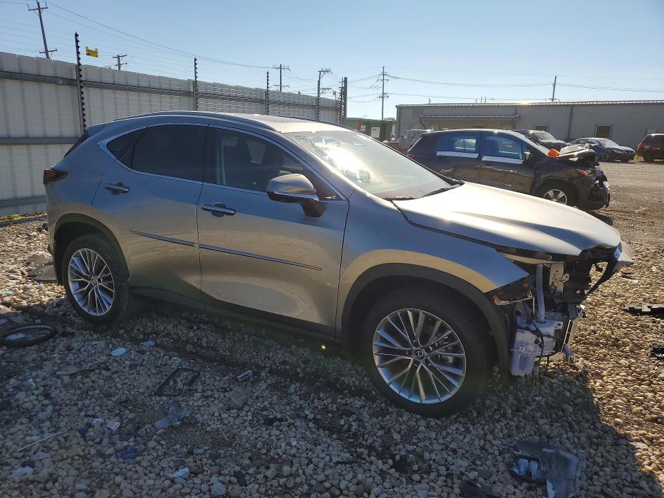 2025 Lexus Nx VIN 2T2GKCEZ7SC053705 COPART salvage auction — FRONT END, Il - Salvage Certificate, sold $22,200 on 2026-09-16 (photo 4)