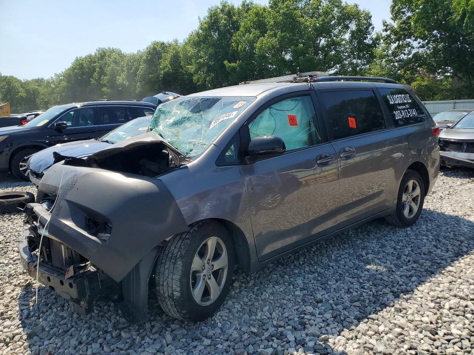 2017 Toyota Sienna VIN 5TDKZ3DC1HS820648 COPART salvage auction — FRONT END, Ma - Cert Of Title-Salvage, sold $1,750 on 2026-07-16 (photo 1)
