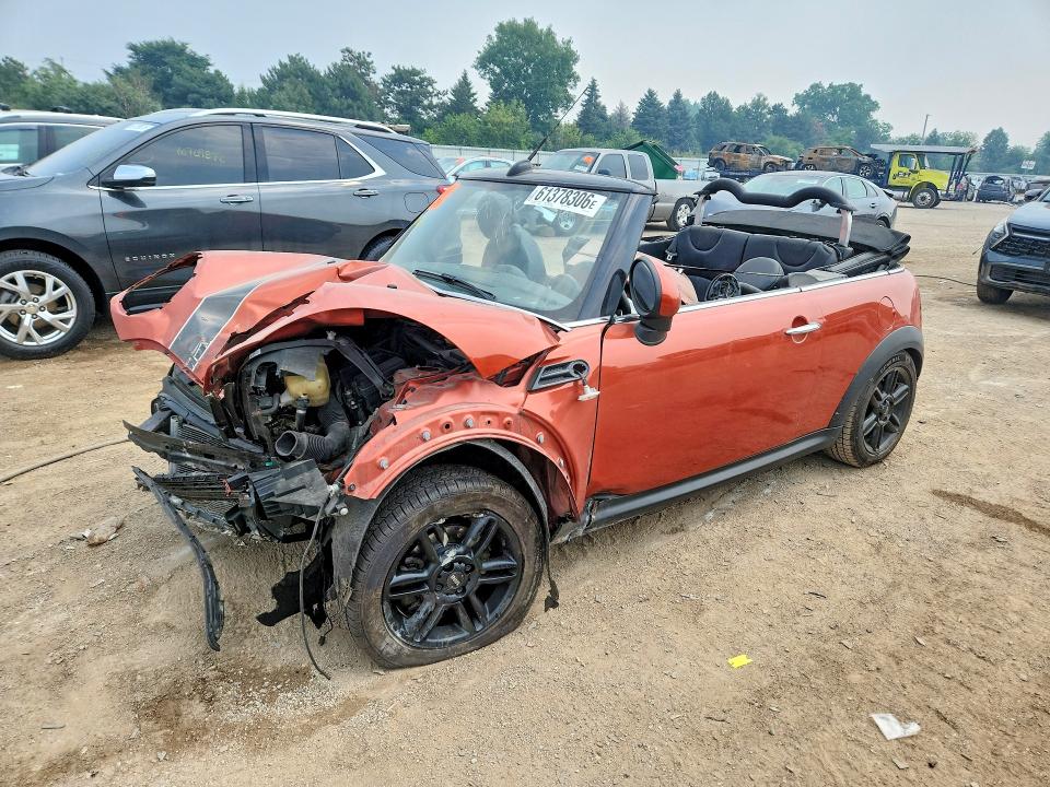 2013 Mini Cooper VIN WMWZN3C55DT568196 COPART salvage auction — SIDE, Il - Salvage Certificate, sold $300 on 2026-09-01 (photo 1)