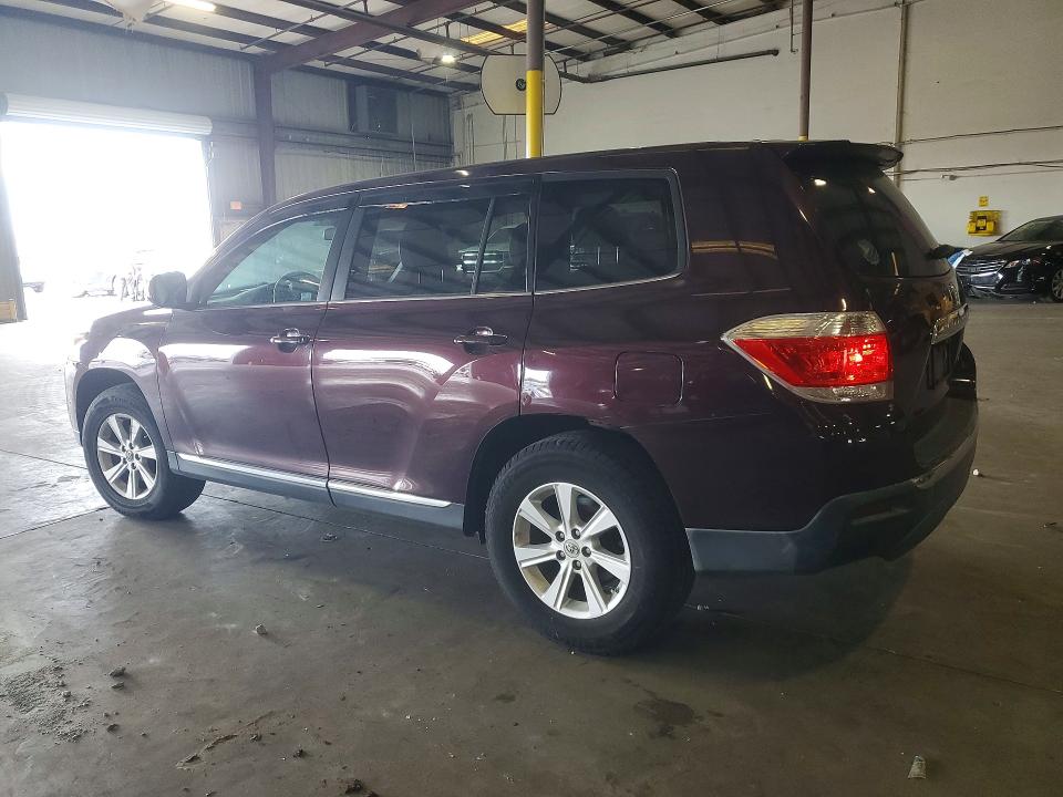 2011 Toyota Highlander VIN 5TDBK3EH3BS065444 COPART salvage auction — SIDE, FL - CERTIFICATE OF TITLE, sold $825 on 2026-07-22 (photo 2)