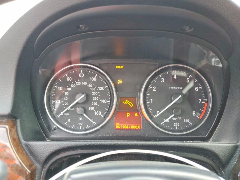2009 BMW 3er VIN WBAWL13529PX24773 COPART salvage auction — MINOR DENT/SCRATCHES, Fl - Cert Of Title-Slvg Rebld Flood, sold $850 on 2026-08-04 (photo 9)