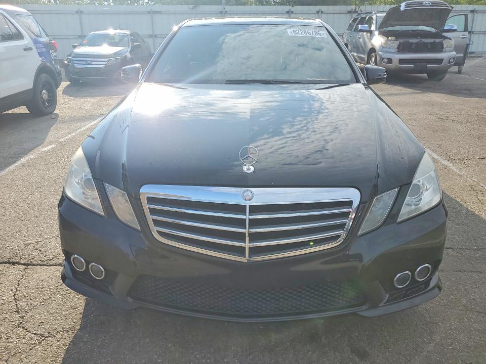 2010 Mercedes-benz E-class VIN WDDHF8HB4AA108385 COPART salvage auction — MINOR DENT/SCRATCHES, Oh - Cert Of Title-Salvage, sold $750 on 2026-07-31 (photo 5)