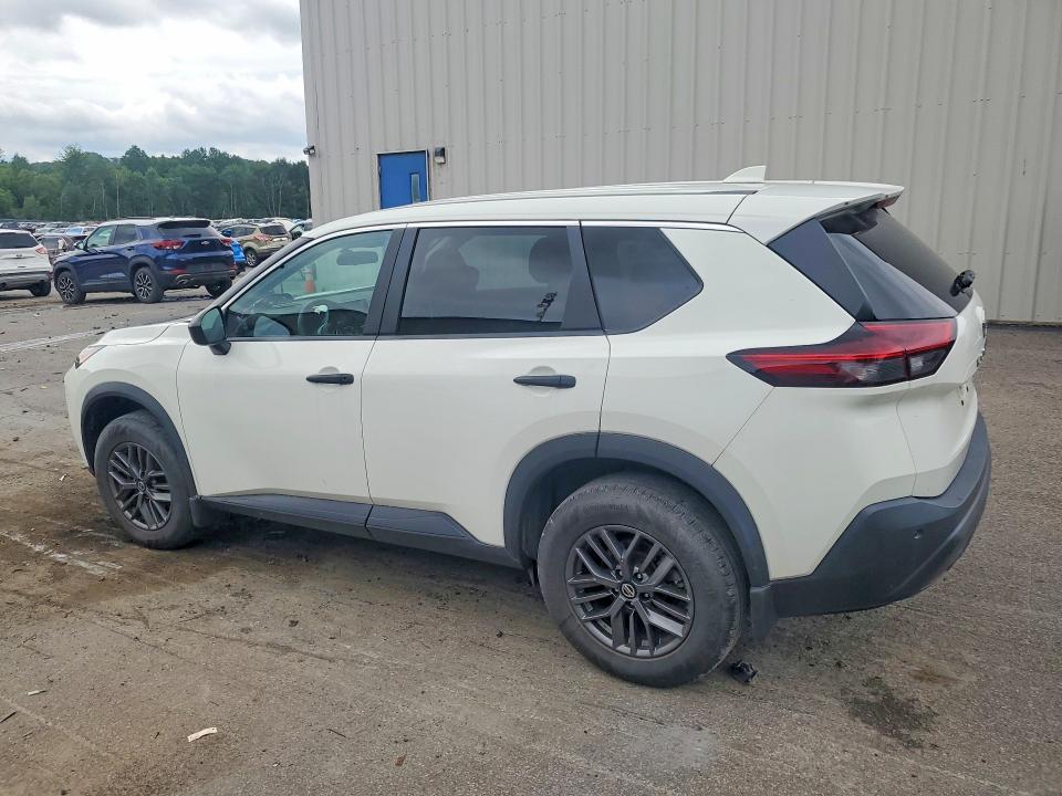 2021 Nissan Rogue VIN 5N1AT3AB2MC693750 COPART salvage auction — MINOR DENT/SCRATCHES, Pa - Certificate Of Salvage, sold $1,400 on 2026-07-29 (photo 2)