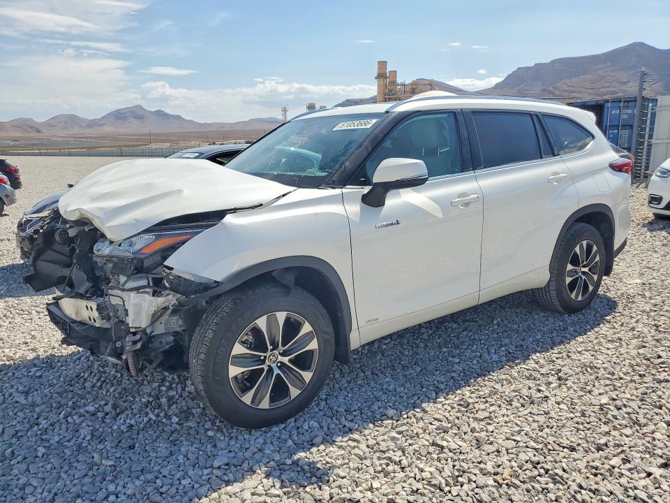 2020 Toyota Highlander hybrid VIN 5TDHBRCH4LS005464 — COPART salvage auction photo