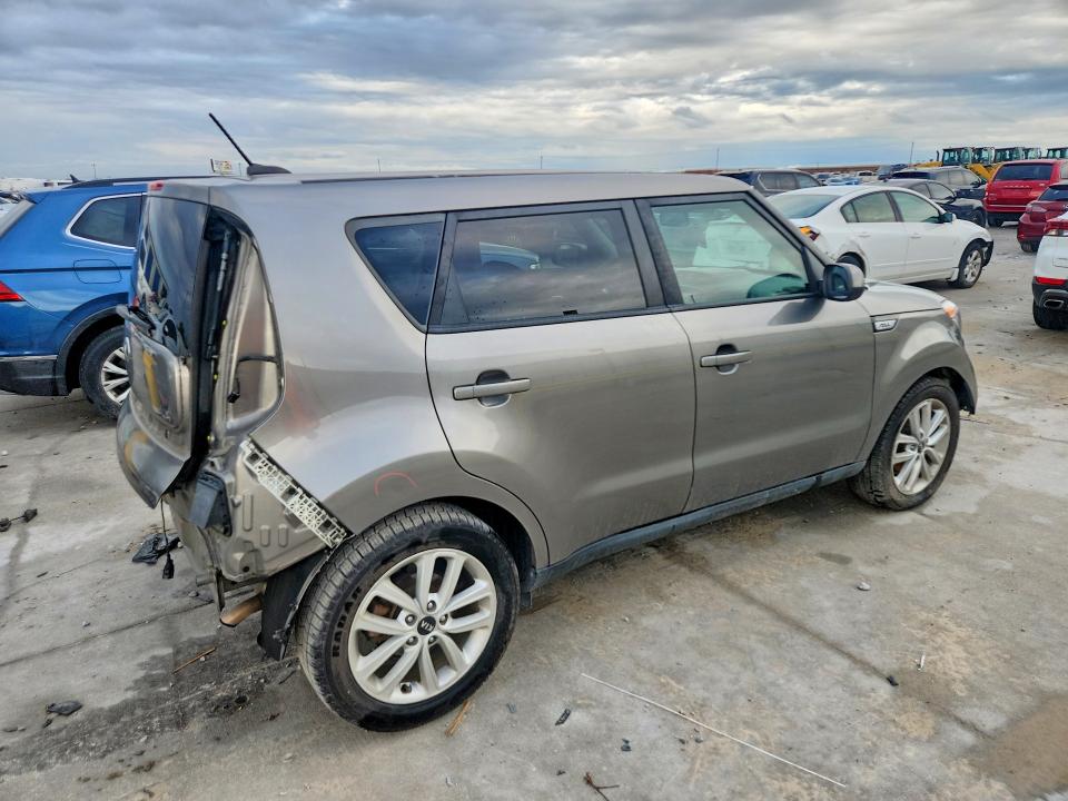 2018 Kia Soul VIN KNDJP3A51J7592447 COPART salvage auction — REAR END, Tx - Salvage Vehicle Title, sold $1,800 on 2026-07-17 (photo 3)