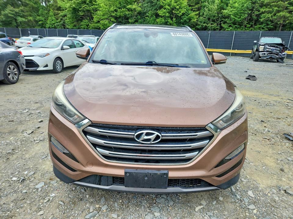 2016 Hyundai Tucson VIN KM8J3CA22GU041905 COPART salvage auction — VANDALISM, IA - CERTIFICATE OF TITLE, sold $1,750 on 2026-07-17 (photo 5)