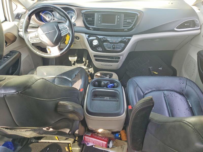 2017 Chrysler Pacifica VIN 2C4RC1BG9HR621771 COPART salvage auction — REAR END, Nj - Cert Of Title-Salvage, sold $1,475 on 2026-09-06 (photo 8)