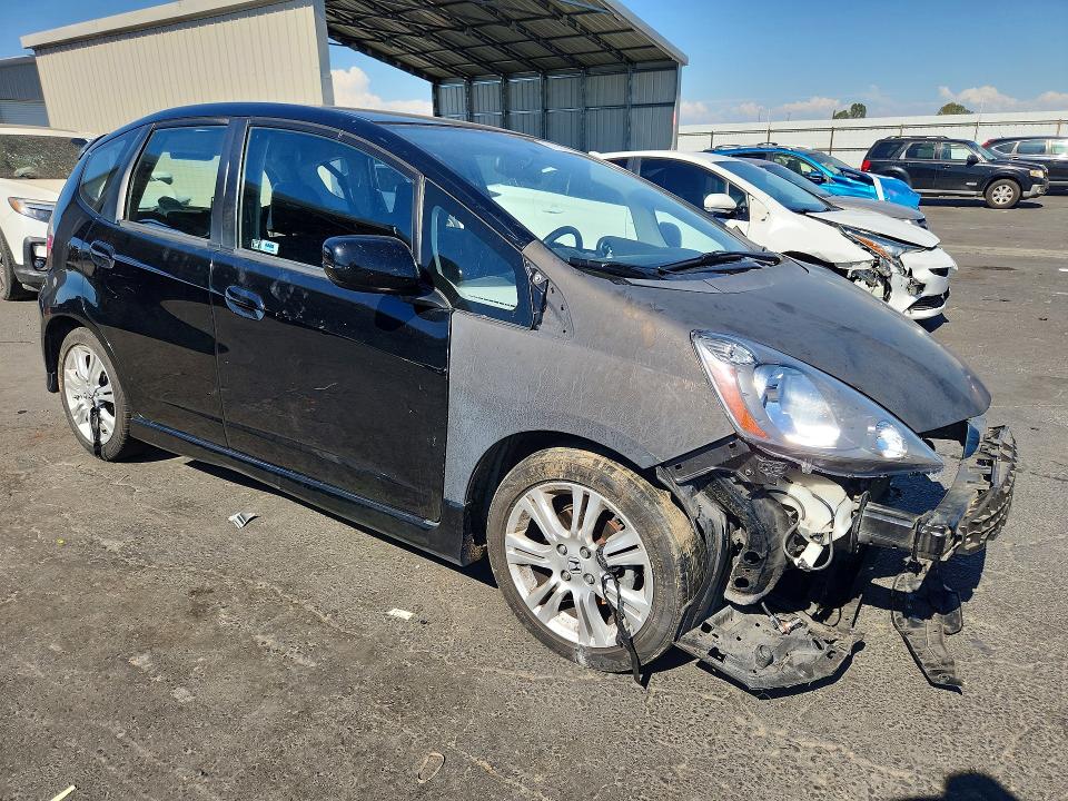 2009 Honda Fit VIN JHMGE88499S023038 COPART salvage auction — FRONT END, Ca - Salvage Certificate, sold $450 on 2026-07-27 (photo 4)