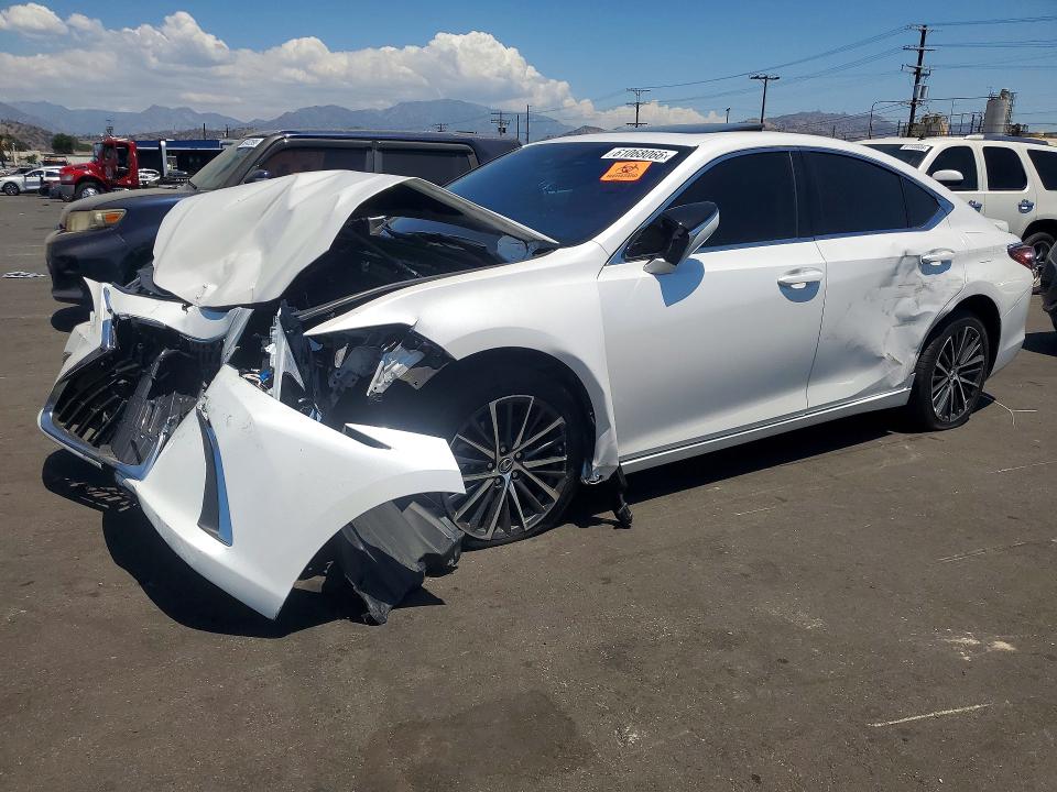 2024 Lexus ES VIN 58ADA1C10RU049332 — COPART salvage auction photo