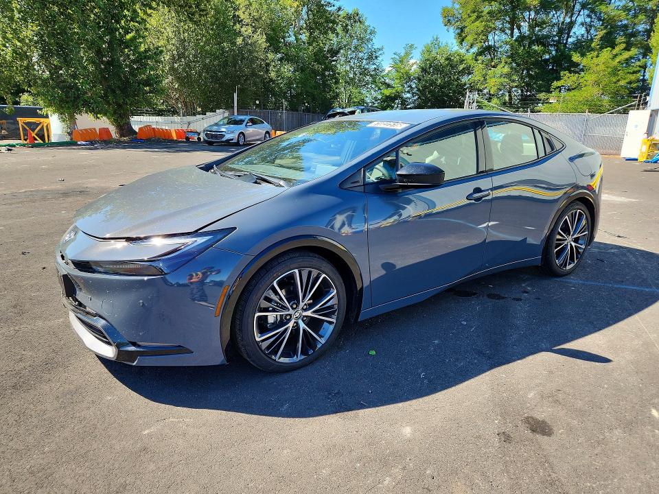2026 Toyota Prius VIN JTDACAAU6T3082032 COPART salvage auction — FRONT END, WA - VEHICLE CERT OF OWNERSHIP-TITL, sold $8,600 on 2026-07-27 (photo 1)