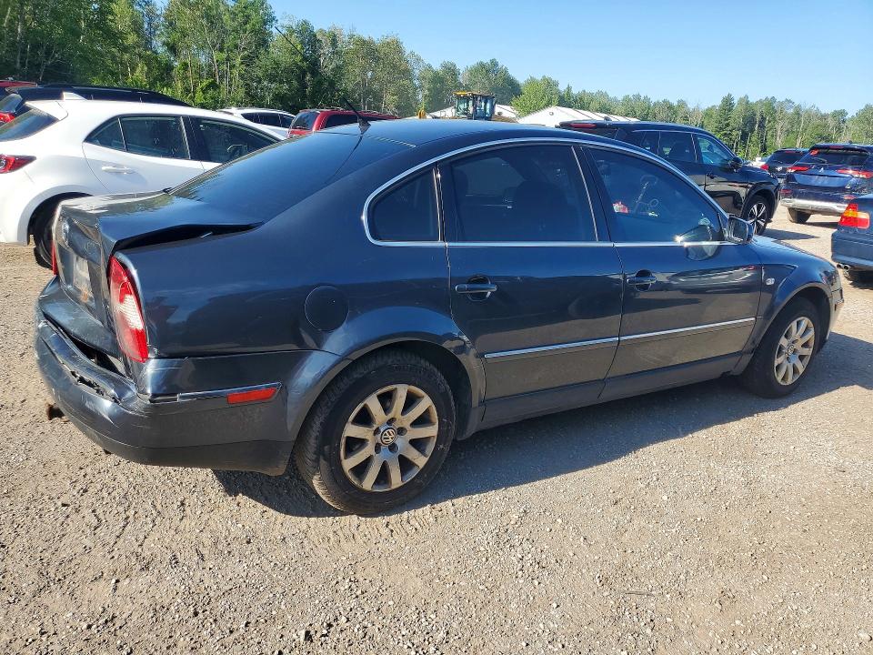 2003 Volkswagen Passat VIN WVWPD23B53P274866 COPART salvage auction — REAR END, On - Permit No Brand - Unfit, sold $300 on 2026-08-11 (photo 3)
