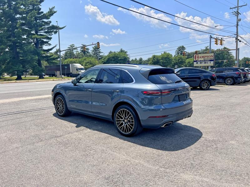 2020 Porsche Cayenne VIN WP1AA2AY3LDA00801 COPART salvage auction — MINOR DENT/SCRATCHES, Va - Certificate Of Title (P), sold $20,400 on 2026-07-27 (photo 3)