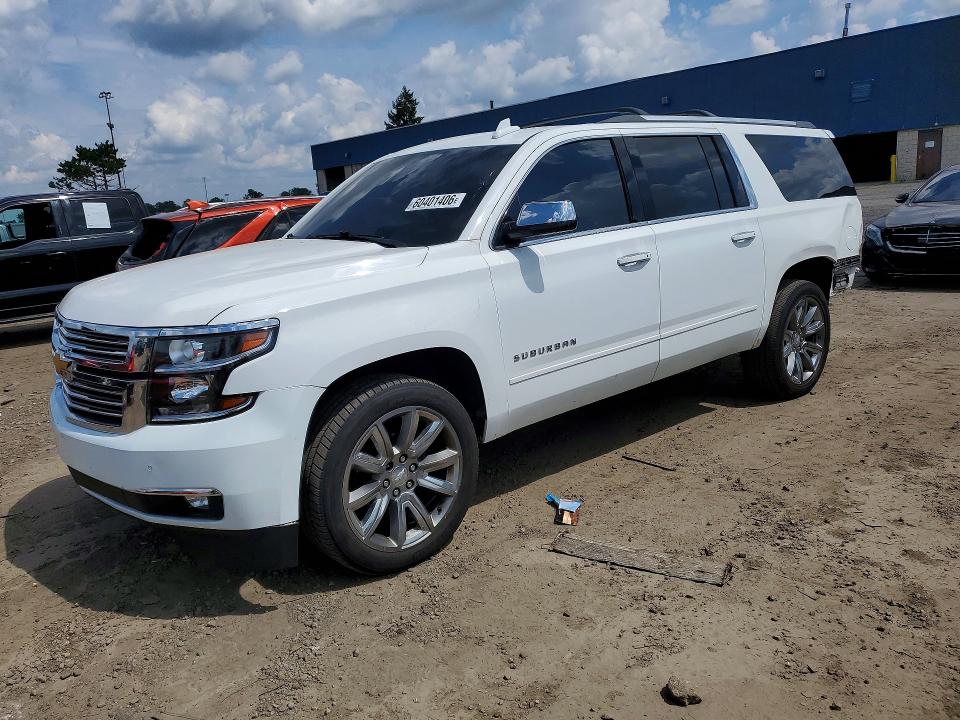 2017 Chevrolet Suburban VIN 1GNSKJKC4HR130300 — COPART salvage auction photo