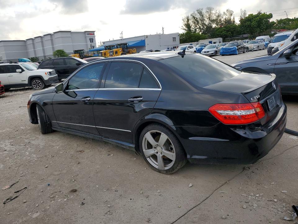 2011 Mercedes-benz E-class VIN WDDHF5GB6BA290978 COPART salvage auction — MINOR DENT/SCRATCHES, Fl - Certificate Of Title (P), sold $575 on 2026-07-31 (photo 2)