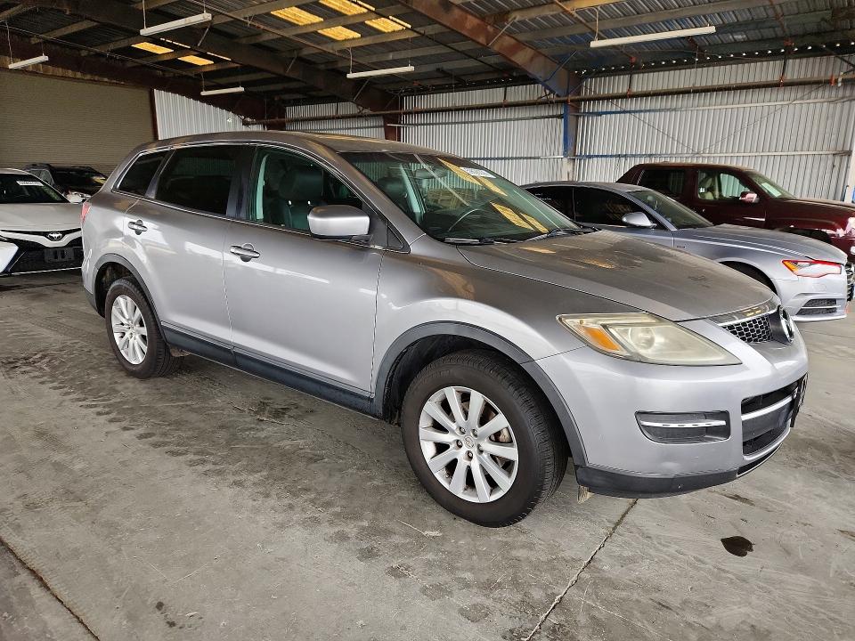 2009 Mazda Cx-9 VIN JM3TB38V390176134 COPART salvage auction — MINOR DENT/SCRATCHES, CA - DIS/DLR/EXP ONLY CLEAN TITLE, sold $125 on 2026-07-23 (photo 4)