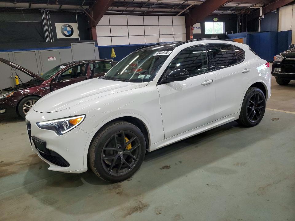 2021 Alfa romeo Stelvio VIN ZASPAKBN3M7D11393 COPART salvage auction — MINOR DENT/SCRATCHES, WV - CERTIFICATE OF TITLE (P), sold $9,100 on 2026-07-30 (photo 1)