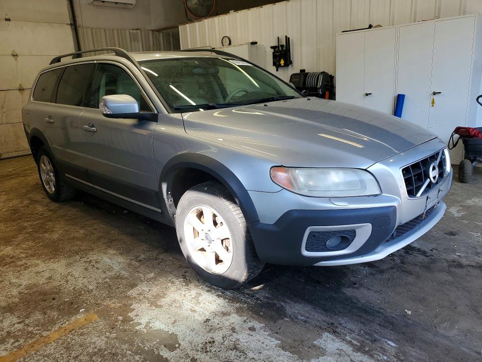 2010 Volvo Xc70 VIN YV4960BZ7A1078236 COPART salvage auction — MINOR DENT/SCRATCHES, Me - Certificate Of Title, sold $325 on 2026-07-30 (photo 4)