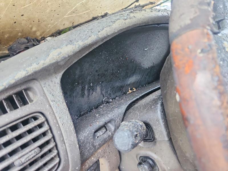 2005 Lexus Lx 470 VIN JTJHT00W353554635 COPART salvage auction — BURN, MD - CERT OF SALVAGE > 75% DAMAGE (P), sold $400 on 2026-07-14 (photo 9)