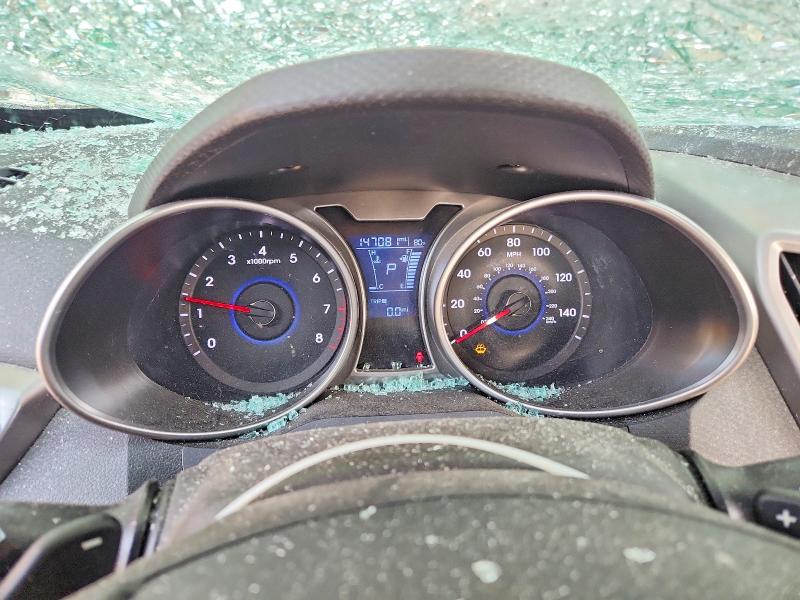 2017 Hyundai Veloster VIN KMHTC6AD5HU309567 COPART salvage auction — VANDALISM, Oh - Certificate Of Title, sold $325 on 2026-07-27 (photo 9)