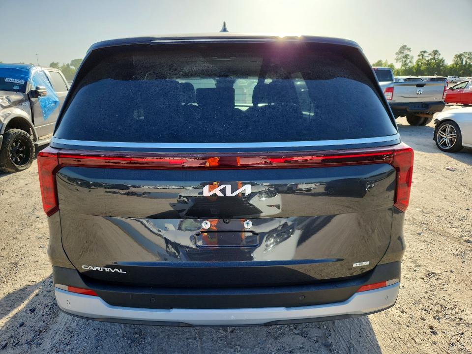 2026 Kia Carnival VIN KNDNB5KA9T6128872 COPART salvage auction — WATER/FLOOD, Fl - Cert Of Title-Slvg Rebld Flood, sold $17,700 on 2026-07-24 (photo 6)